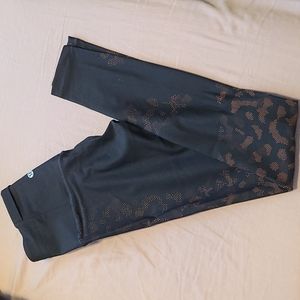 Lululemon mapped out high rise tight